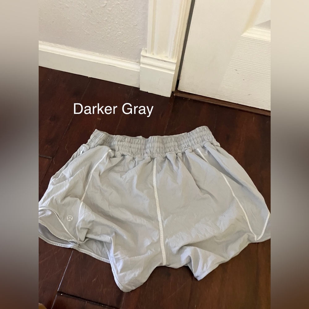 Lululemon Hotty Hot Lined Shorts Darker Gray sz 6 square 4 inch inseam